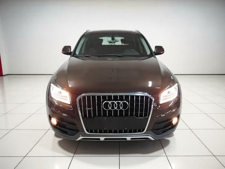 Q5 2017 Plus 40 TFSI Tech photo 2