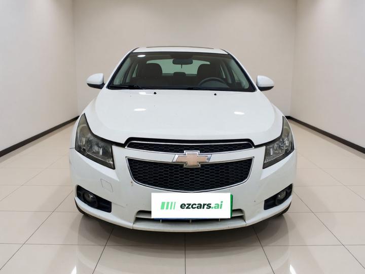 2015 Hatchback 1.6L AT Comfort photo 2