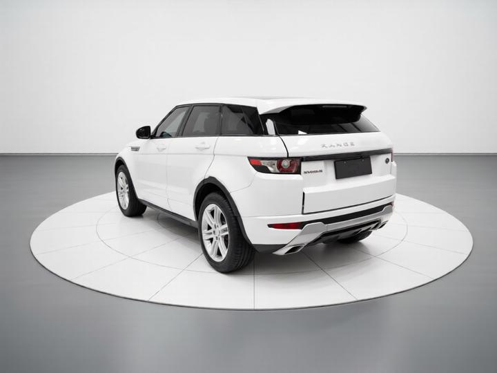 Range Rover Evoque 2015 2.0T 5-Door photo 4