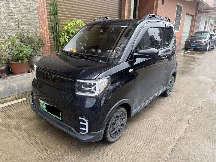 Hongguang MINIEV 2022 GAMEBOY 200km LFP