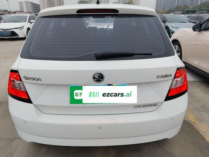 Fabia 2017 1.4L AT photo 3