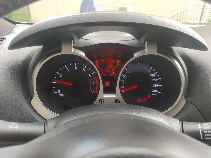 ESQ 2014 1.6L photo 4