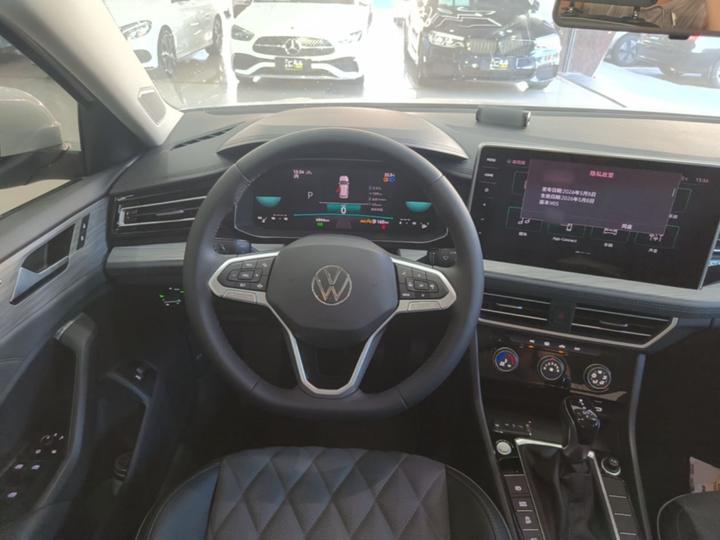 Sagitar 2025 300TSI DSG photo 6