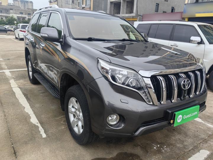 Prado Parallel Import photo 3