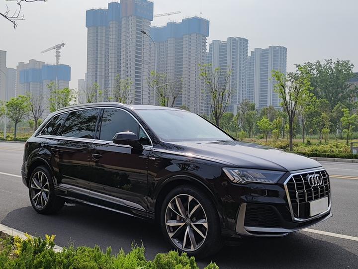 Q7 2020 55 TFSI quattro S line Sport photo 3