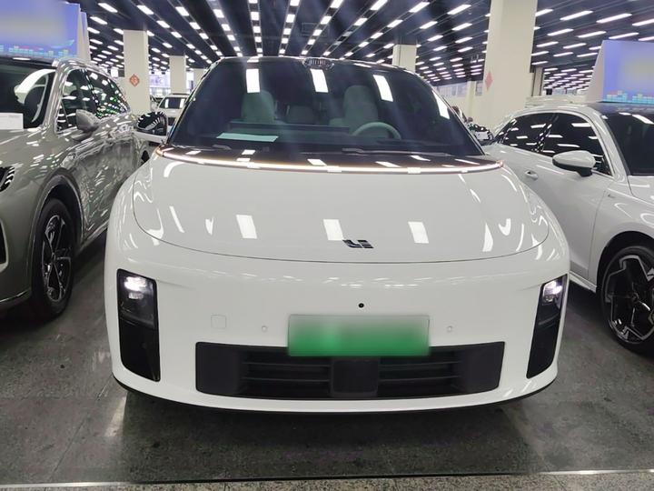 Li Auto i6 2025 AWD Standard photo 2