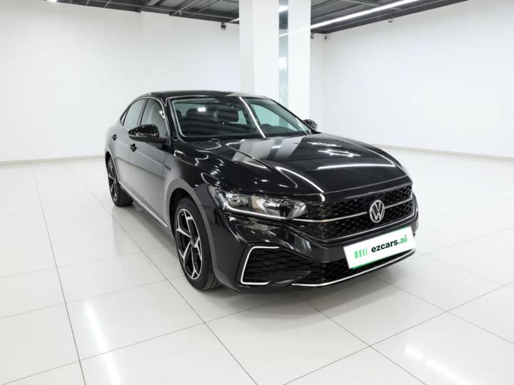Passat 2024 380TSI photo 3