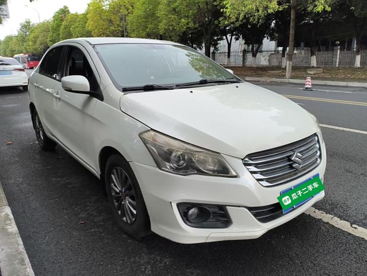 2015 1.6L AT photo 3