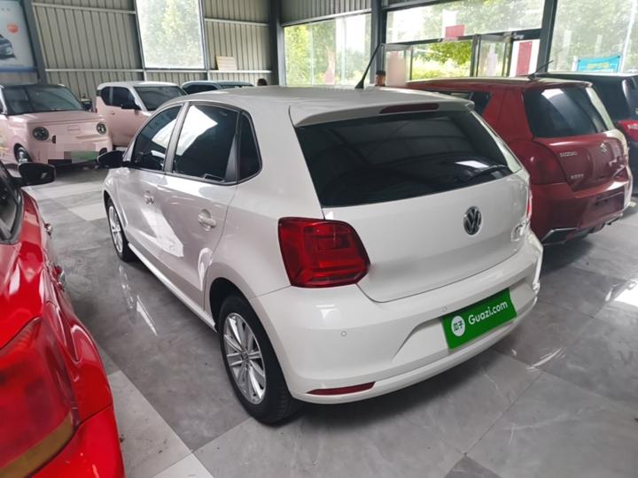 Polo 2014 1.4L AT Comfort photo 4
