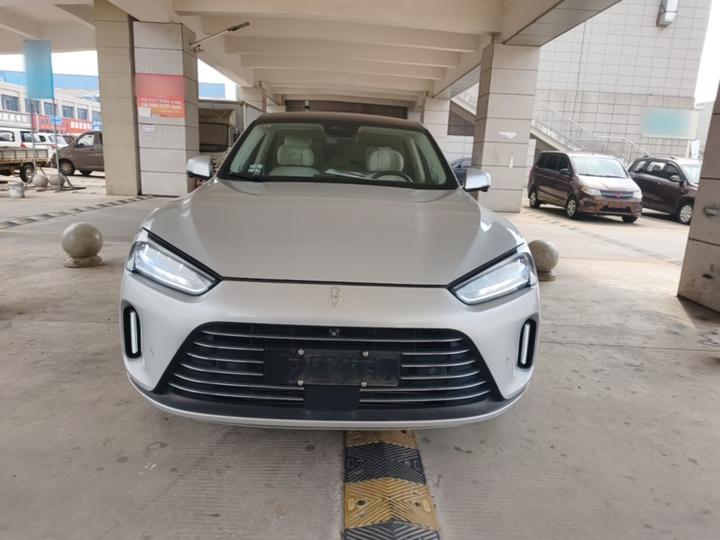 HIMA AITO M5 2022 EREV AWD Performance photo 2