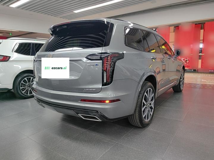 XT6 2022 2.0T 6-Seater AWD Platinum photo 4