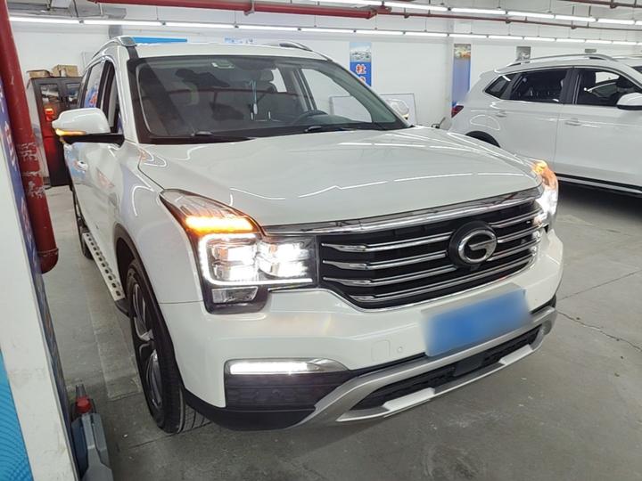 GAC Trumpchi GS8 2017 320T RWD Luxury Connected 7-Seater photo 3