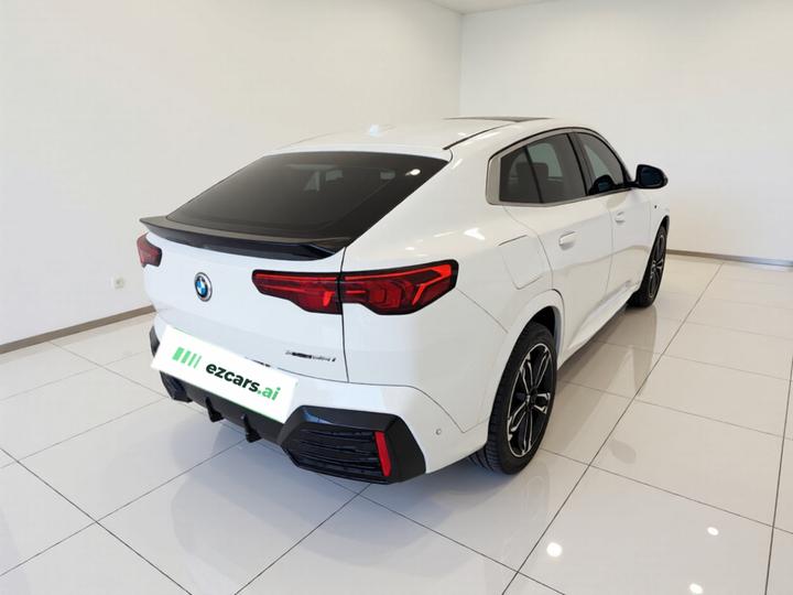 X2 Imported 2024 sDrive25i M Sport Package photo 5