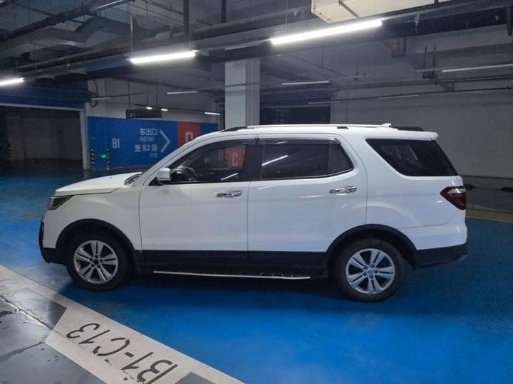 CX70 2016 1.6L MT Luxury photo 3