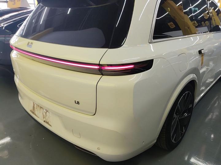 Li L8 2025 Max Smart Refresh Edition photo 4