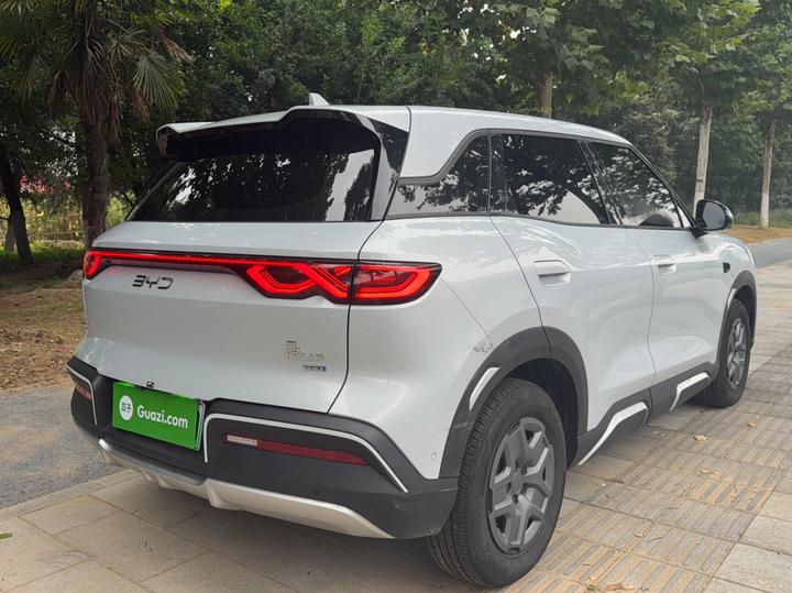 Yuan UP 2025 ADAS 401KM photo 4