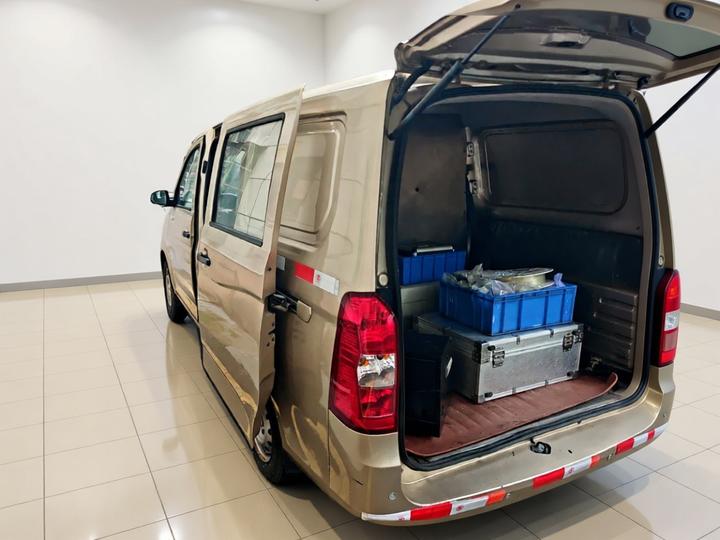 Wuling Rongguang V 2018 1.2L photo 4