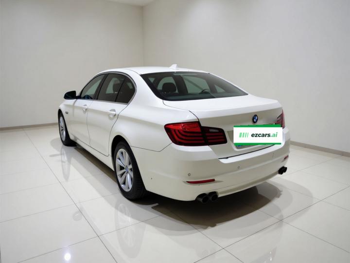 5 Series 2014 520Li photo 4