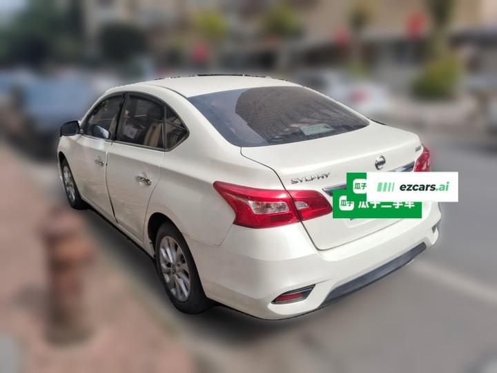 Sylphy 2018 1.6XV CVT Exclusive photo 4
