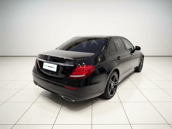 E-Class 2017 E 200 Sport 4MATIC photo 4