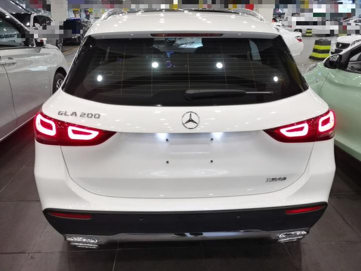 GLA 2022 Facelift GLA 200 photo 3
