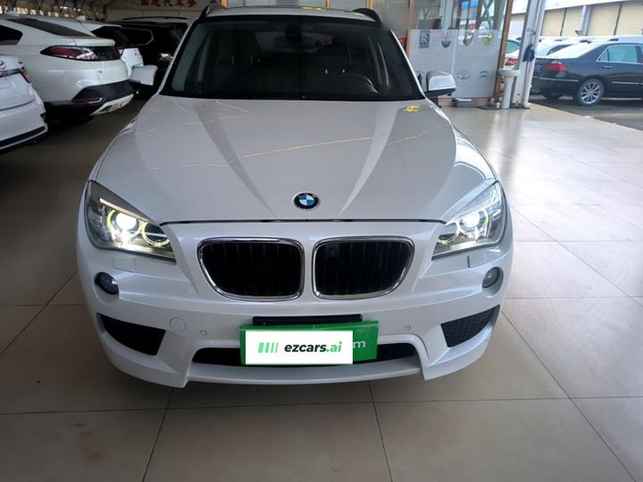 X1 2015 sDrive18i Leading photo 2