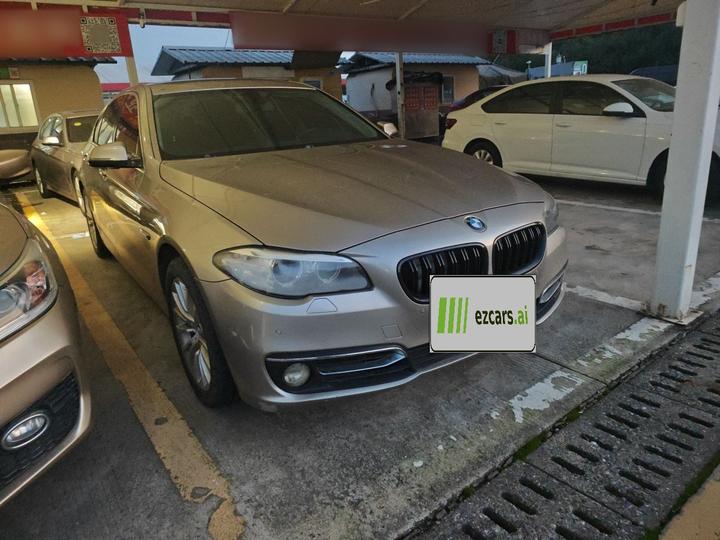 5 Series 2014 525Li Luxury Design Package photo 4