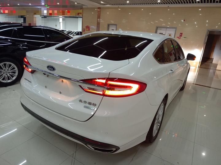 Mondeo 2017 EcoBoost 200 Fashion photo 4