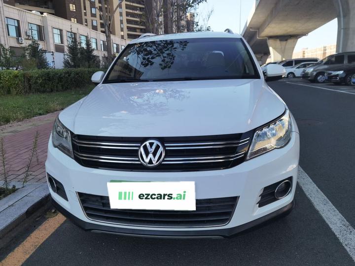 Tiguan 2012 1.8TSI AT RWD photo 2