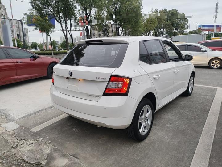 Fabia 2017 1.4L AT photo 6
