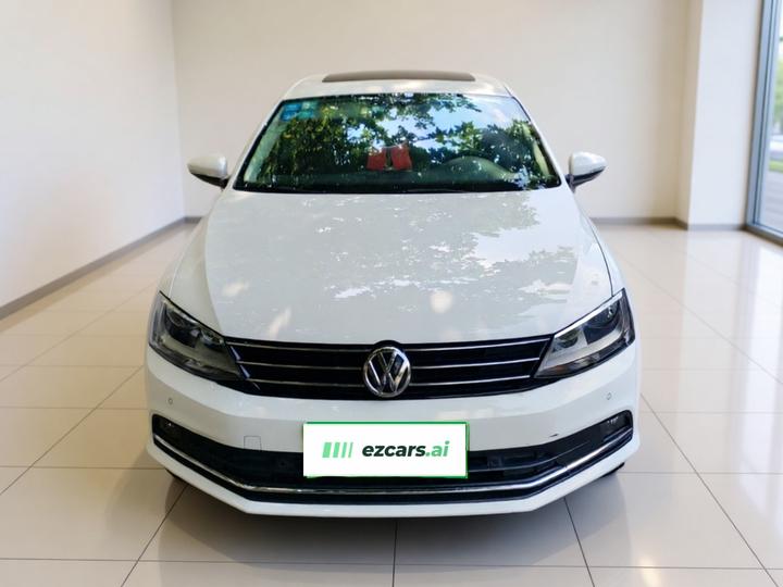 Sagitar 2015 230TSI AT Luxury photo 2
