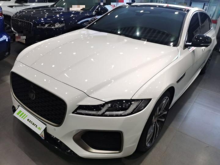 XFL 2024 2.0T P300 AWD Flagship Sport