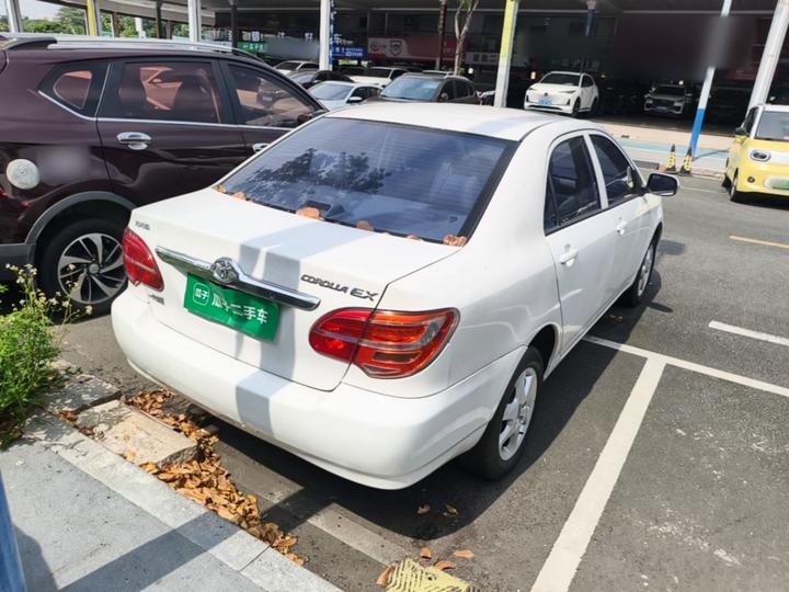 2013 1.6L AT Excellence photo 6