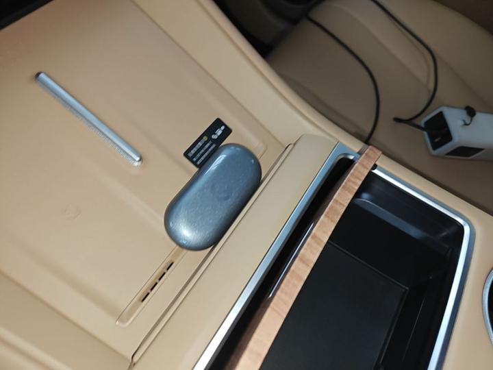 HIMA Luxeed R7 2025 EREV 331km Ultra photo 8