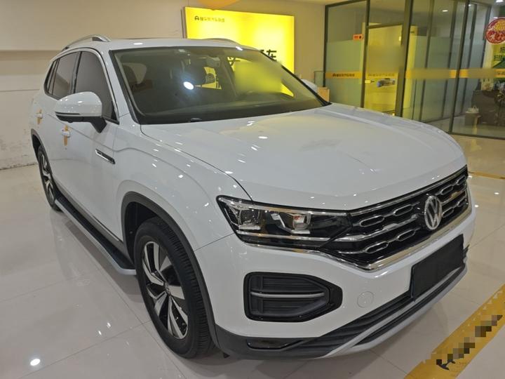 Tayron 2020 330TSI RWD Luxury Connected photo 3