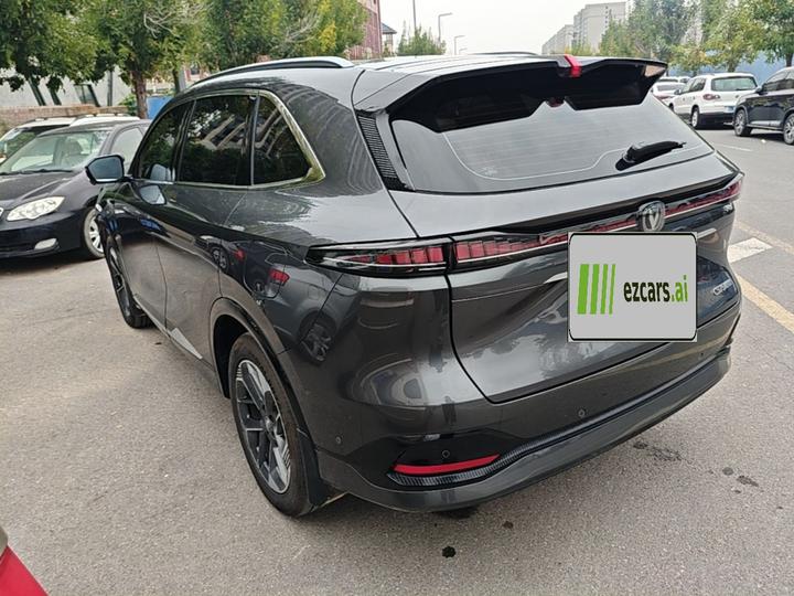 CS75 PLUS 2025 4th Gen 1.5T Flagship photo 4