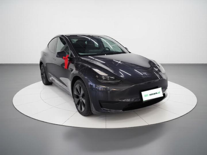 Model Y 2024 RWD photo 3