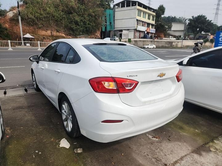 2017 1.5L AT photo 4