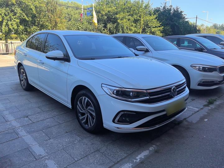 Bora 2023 200TSI DSG photo 4