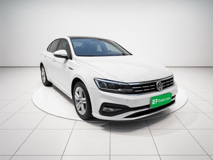 Lamando 2021 230TSI DSG photo 3