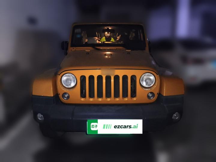 Wrangler 2014 3.0L Sahara 4-Door photo 2