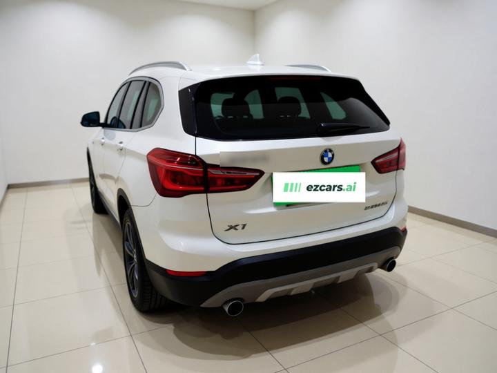 X1 2019 xDrive20Li Exclusive photo 4