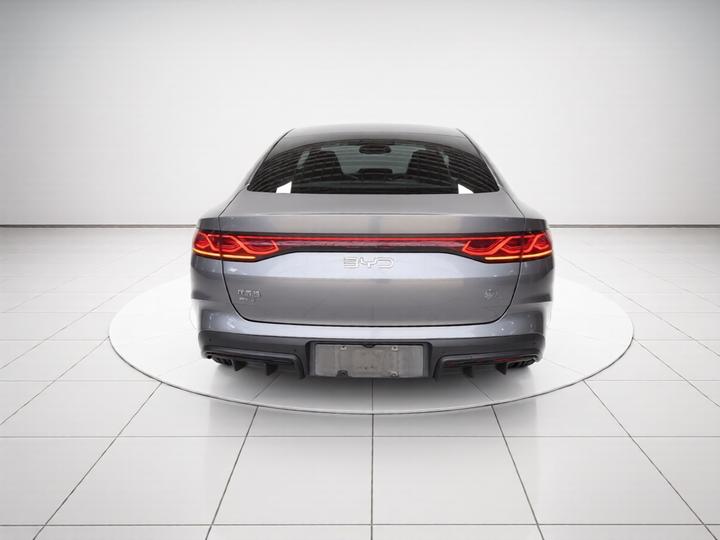Qin L 2024 DM-i 80KM photo 5