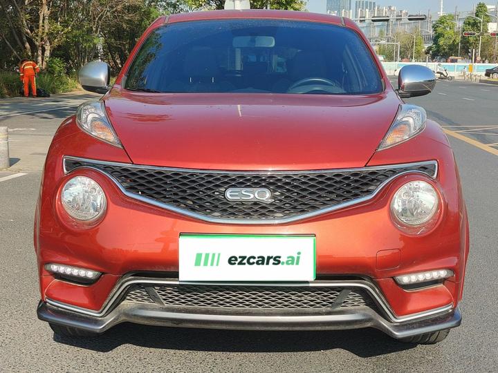 ESQ 2014 1.6L photo 2