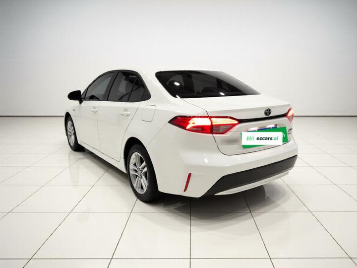Levin 2022 Hybrid 1.8H E-CVT Leading photo 4