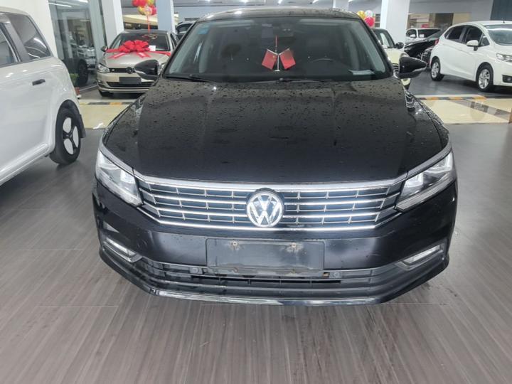 Passat 2017 330TSI DSG photo 2
