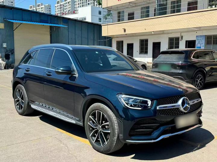 GLC 2022 Facelift GLC 260 L 4MATIC Luxury photo 3