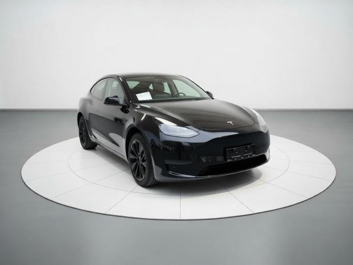 Model Y 2024 RWD photo 3
