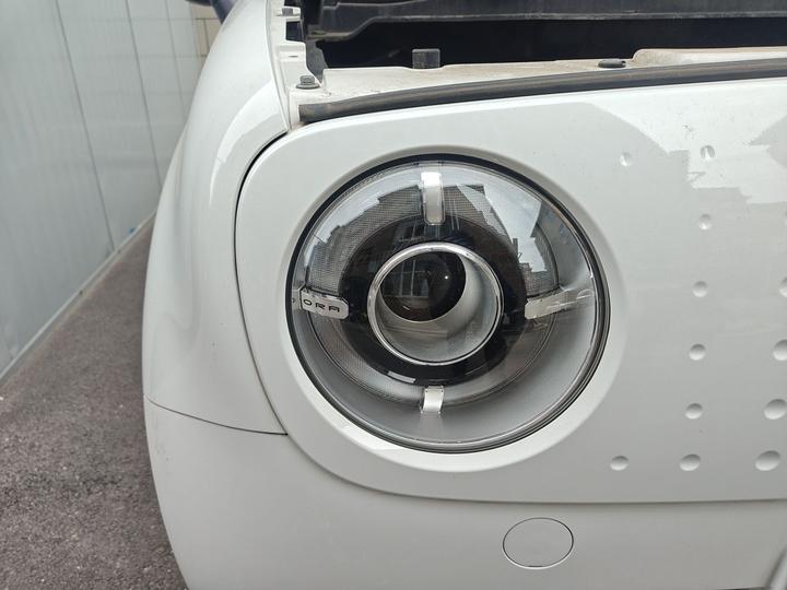 2021 351km Luxury photo 7