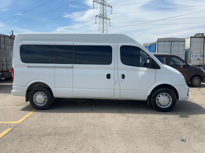 MAXUS V80 2025 Value 2.0T MT Long Wheelbase 127Ps 6/7/9-Seater photo 3